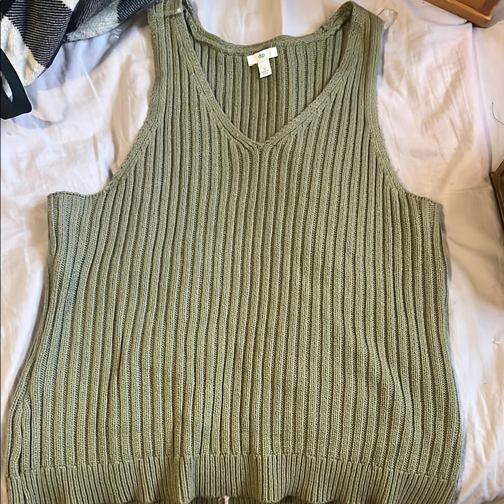 dip Green V-Neck Sweater
